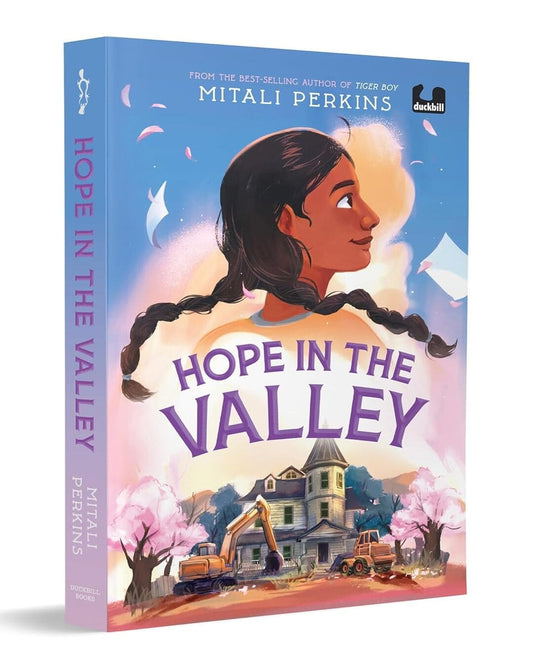 Hope In The Valley by Mitali Perkins [Paperback]
