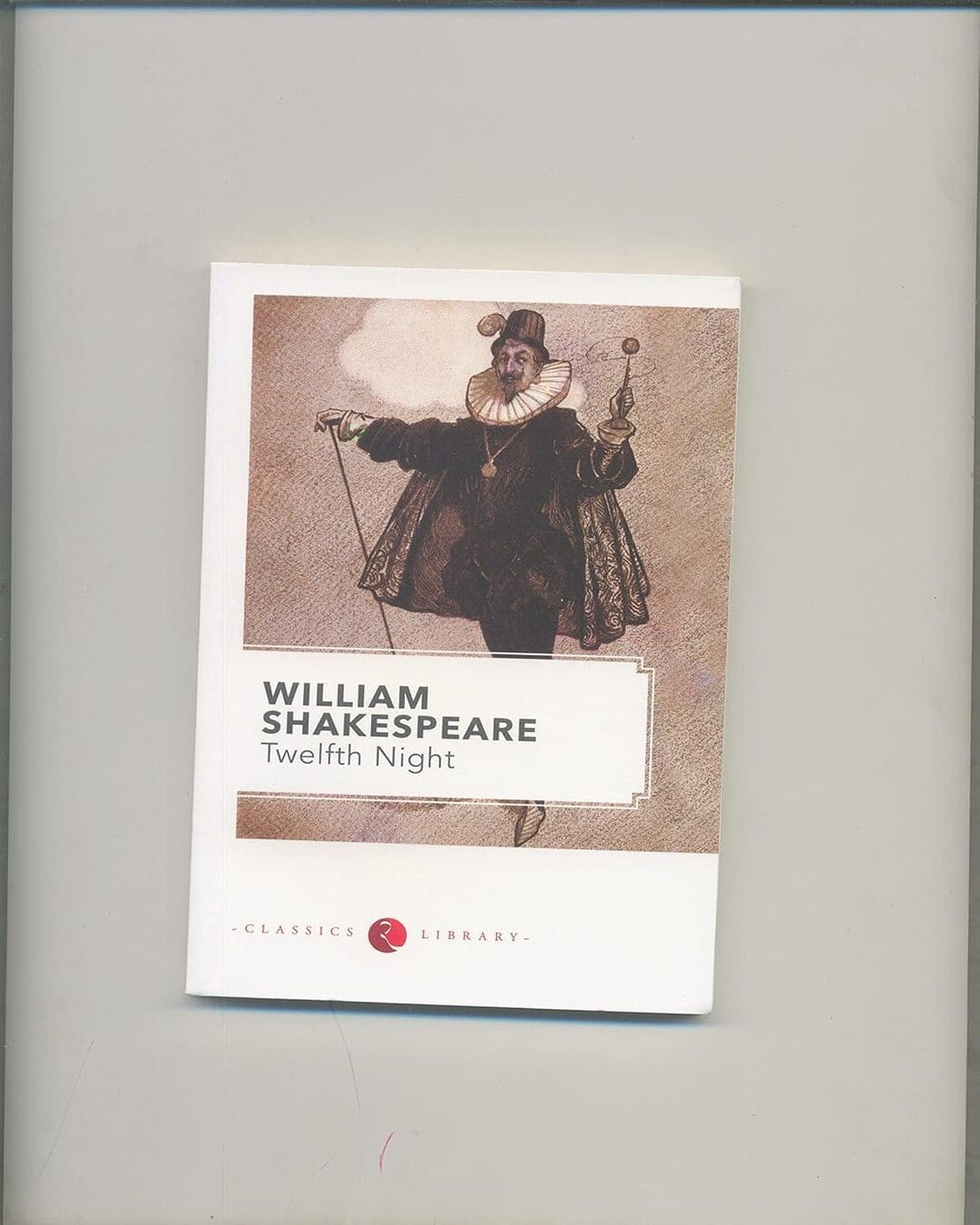 Twelfth Night by by William Shakespeare [Paperback]