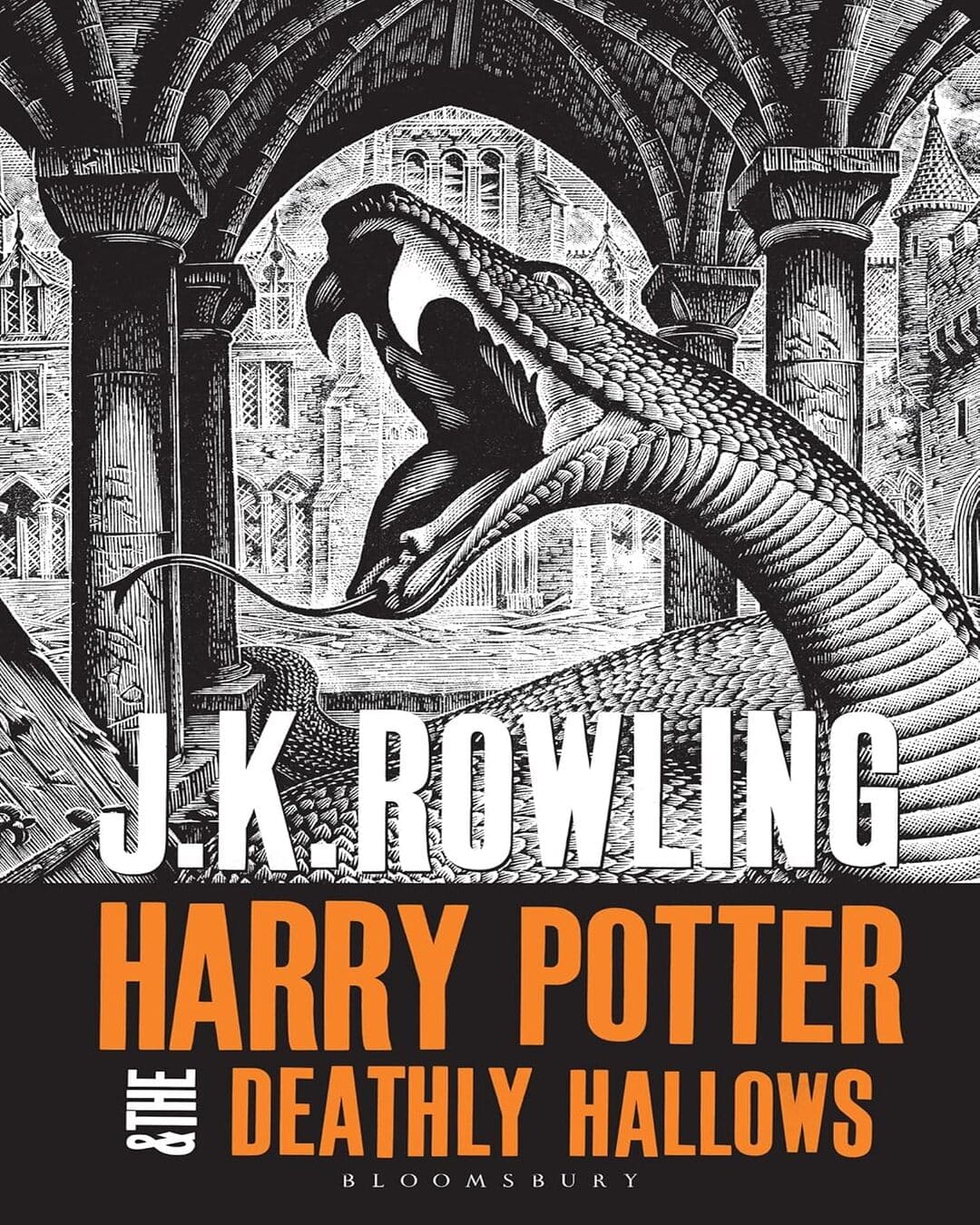Harry Potter And The Deathly Hallows (Harry Potter 7) by J K Rowling [Paperback] - versoz.com